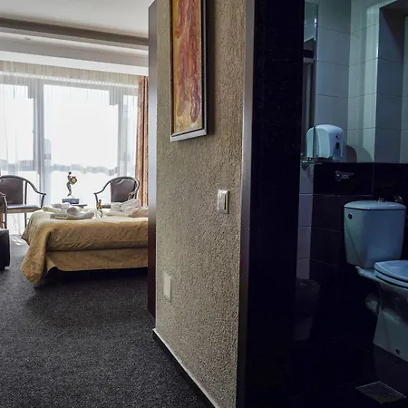 Razvan Hotel