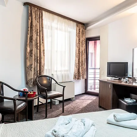 Razvan Hotel