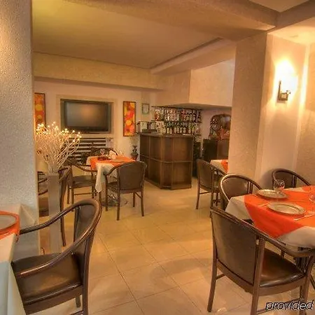 Hotel Razvan