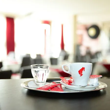 Hotel Razvan