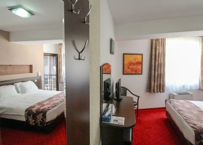 勒兹万酒店 3* 布加勒斯特